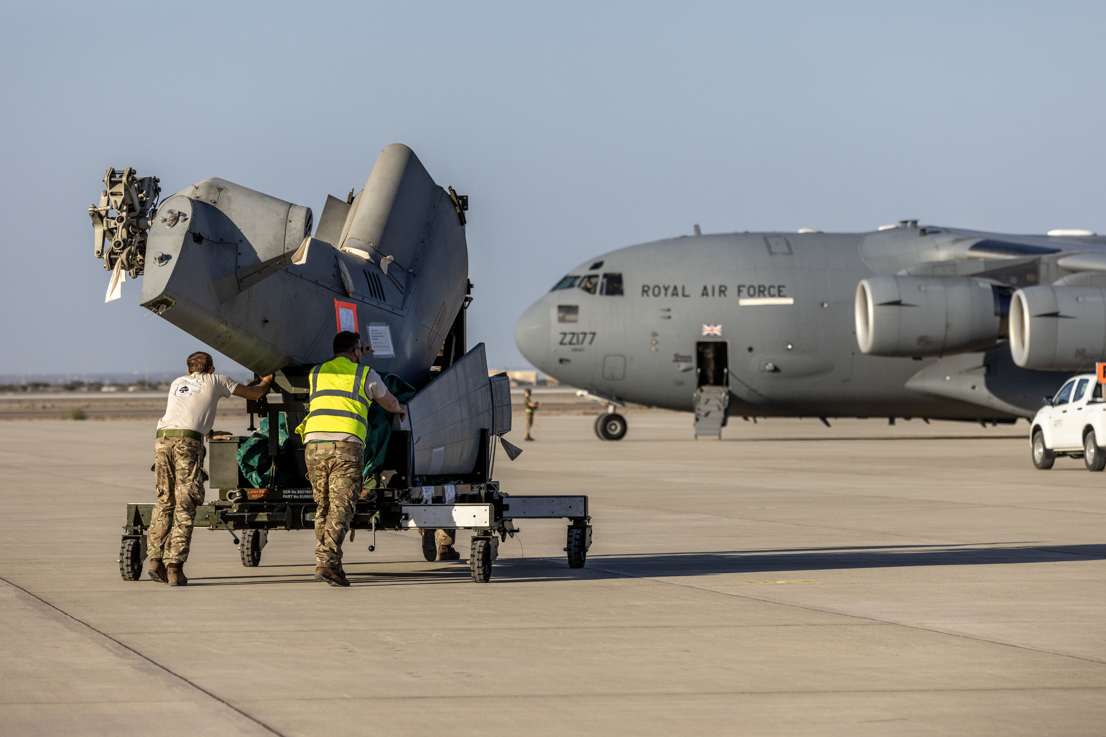 Photo - Merlin tail pylon being delivered to the RAF Globemaster aircraft via trolley